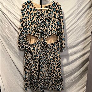 🌺NWT New York & Company Animal Print Dress with cutout (Bundled price-BIN2)